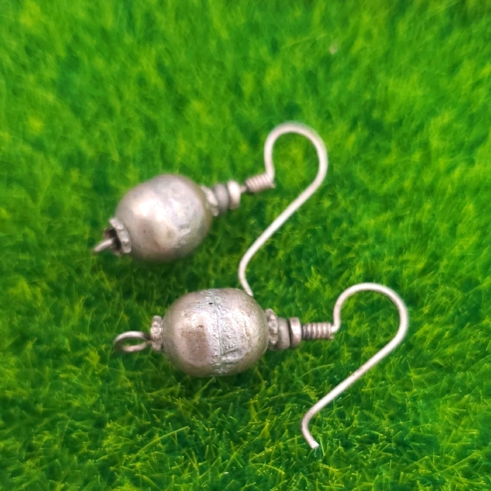 Antique Elegant Silver Drop Earrings E1023